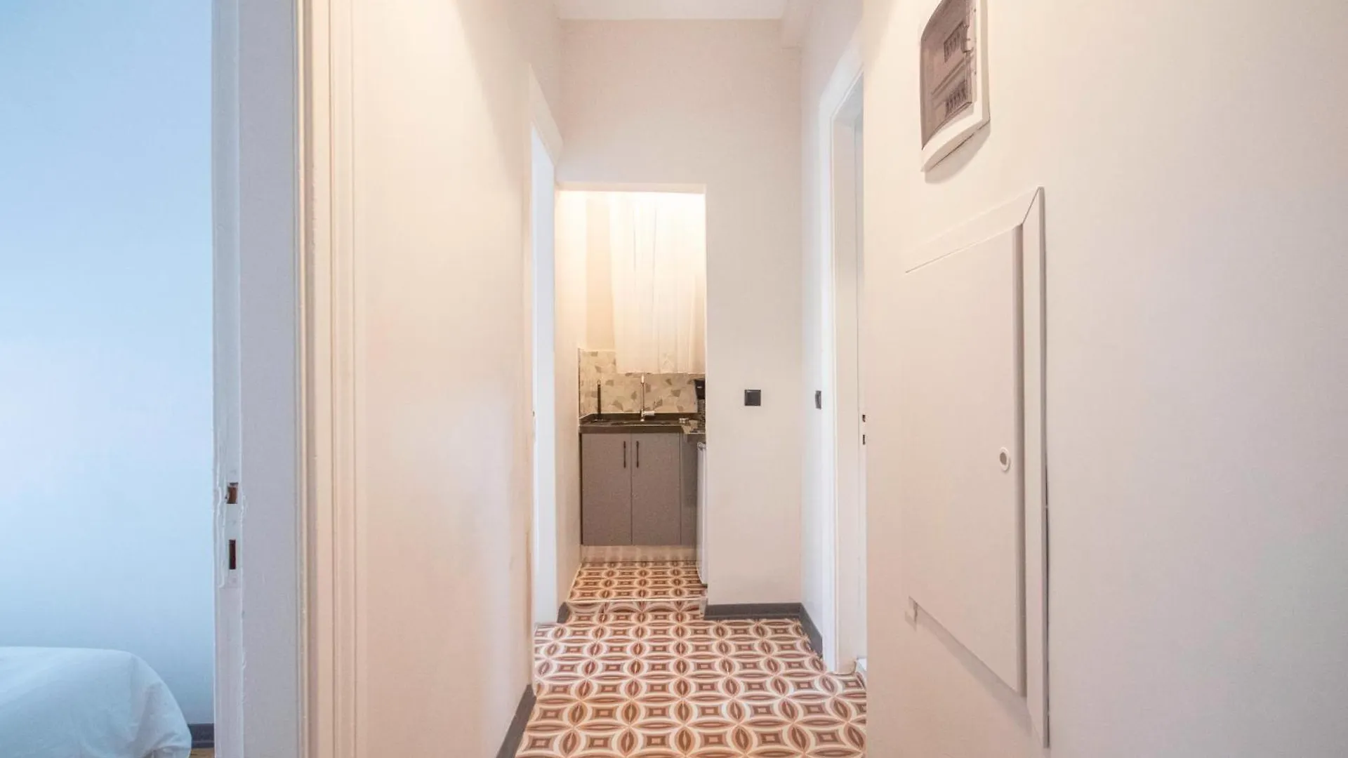 Cozy Apartment In The Heart Of Cihangir Istanbul