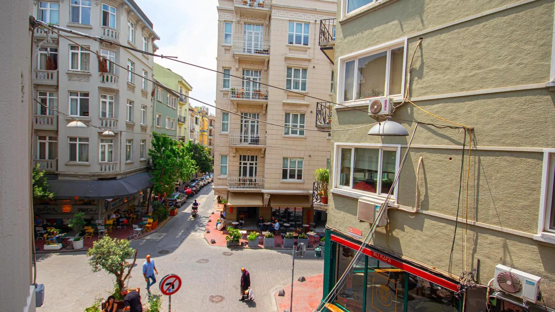 Cozy Apartment In The Heart Of Cihangir Istanbul